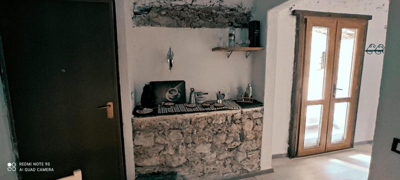 Apartment Coffee Time Cisano sul Neva ภายนอก รูปภาพ